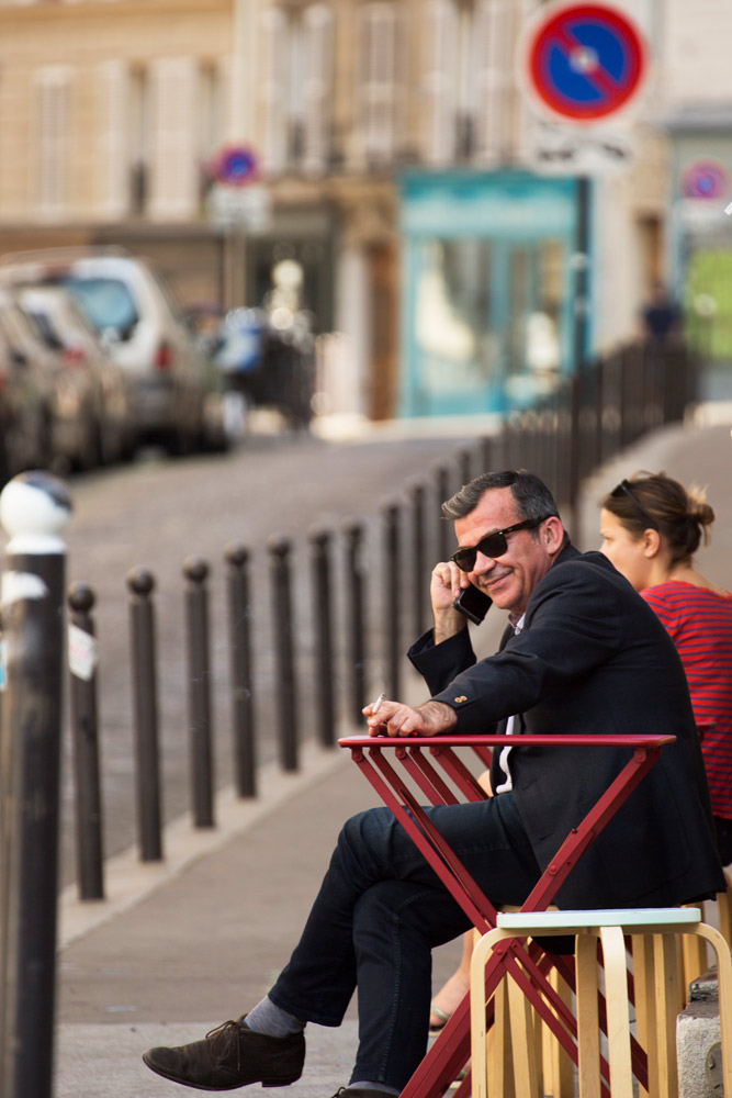 Paris smoke break